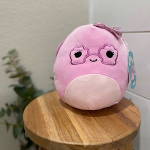 NWT squishmallows “Maelle” pink turtle “first to  market” 7” squish